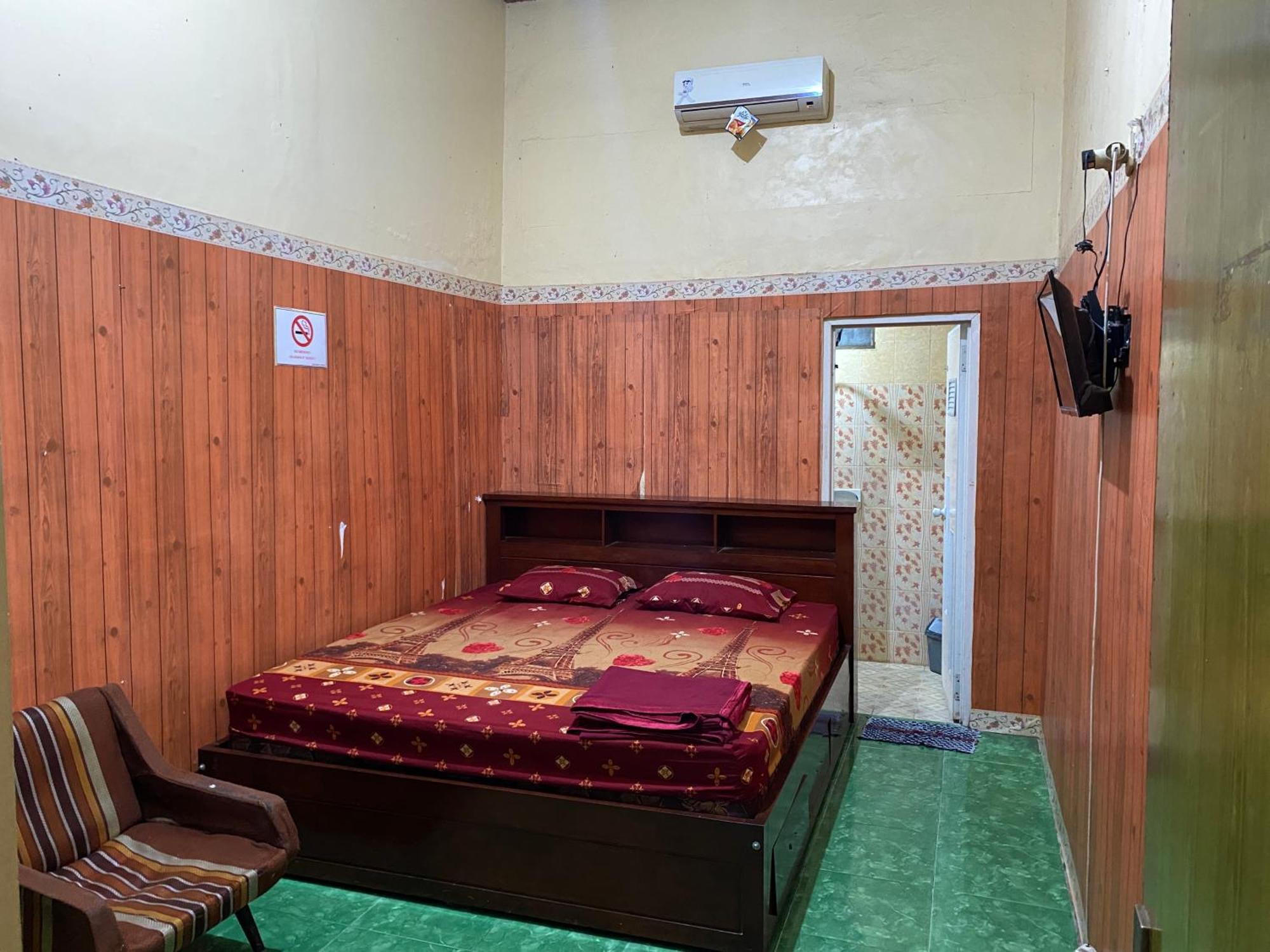 Parikesit Guest House Γιογκιακάρτα Εξωτερικό φωτογραφία
