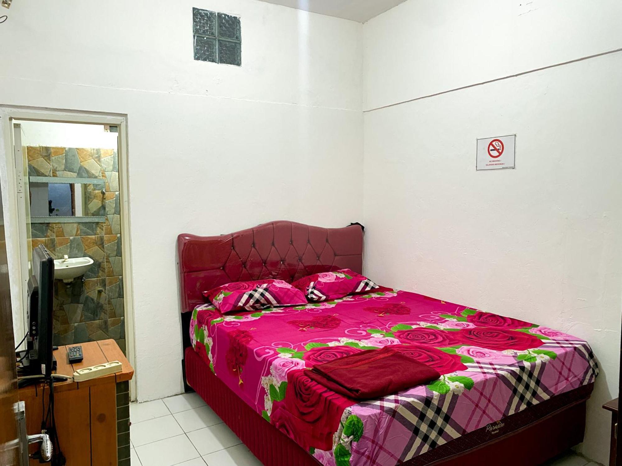 Parikesit Guest House Γιογκιακάρτα Εξωτερικό φωτογραφία